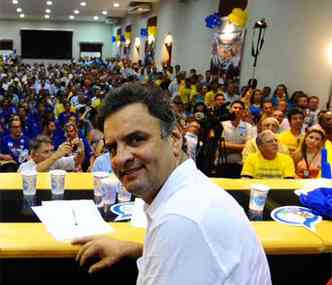 Senador Acio Neves vai divulgar a cartilha na prxima tera-feira (foto: George Gianni/PSDB )