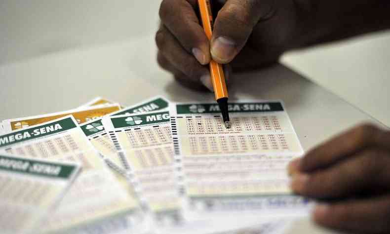 Todos os dias a Caixa sorteia diversos prmios para os brasileiros(foto: Reproduo/Agncia Brasil)