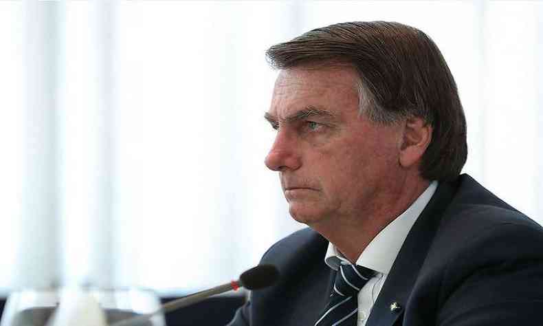 O presidente Jair Bolsonaro autorizou a campanha que incentiva o uso de mscaras e prega o isolamento social(foto: Marcos Corra/PR)