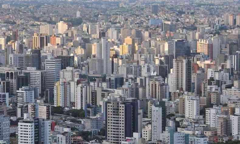 Os proprietrios de imveis tributados pelo IPTU vo poder consultar no site da Prefeitura de Belo Horizonte (PBH) os valores do imposto para 2021, na prxima quarta-feira (30/12)(foto: Gladyston Rodrigues/EM/D.A Press)