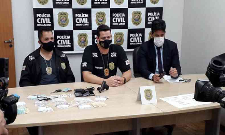 O investigador Sauley Bruno e os delegados Rafael Horcio e Daniel Arajo, que participaram da operao de captura dos falsos policiais