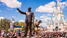 Disney completa 100 anos em meio a crises