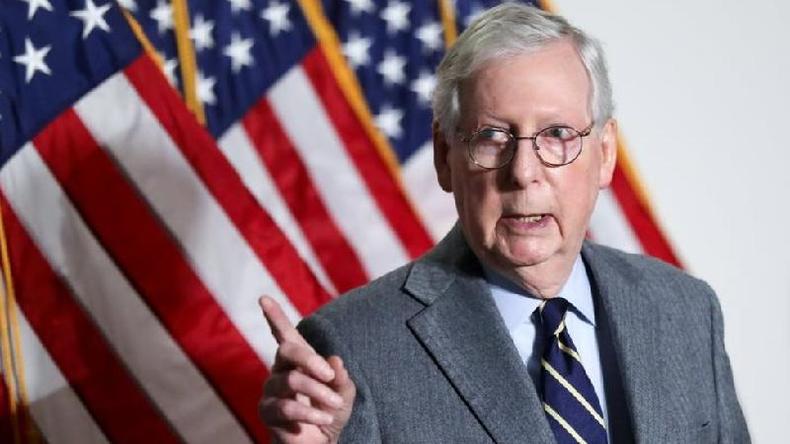 Lder da minoria republicana no Senado, Mitch McConnell, foi um dos 45 republicanos do Senado que votaram pelo engavetamento do impeachment(foto: Reuters)