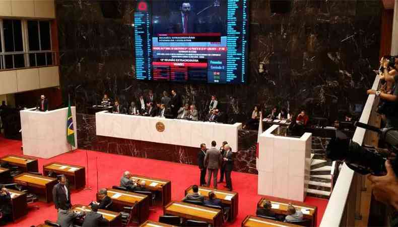 Plenrio da Assembleia Legislativa de Minas Gerais na manh desta quarta-feira(foto: Edsio Ferreira/EM/D.A Press)