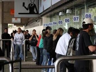 Bilheteria do Chevrolet Hall, em Belo Horizonte: expectativa  que valores de shows possam baratear um pouco com as novas regras(foto: Edsio Ferreira/EM/D.A Press 19/8/13 )