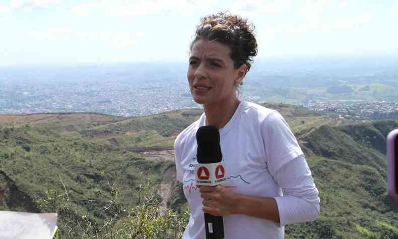 Pesquisadora e ambientalista do Projeto Manuelzo, Jeanine Oliveira, na visita da Assembleia Legislativa  Serra do Curral nesta segunda-feira (9/5)