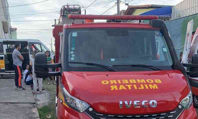 Van escolar atropela crianas em BH