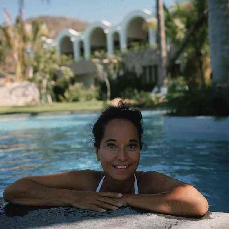 Merle Oberon en Acapulco (Mxico) en 1966.