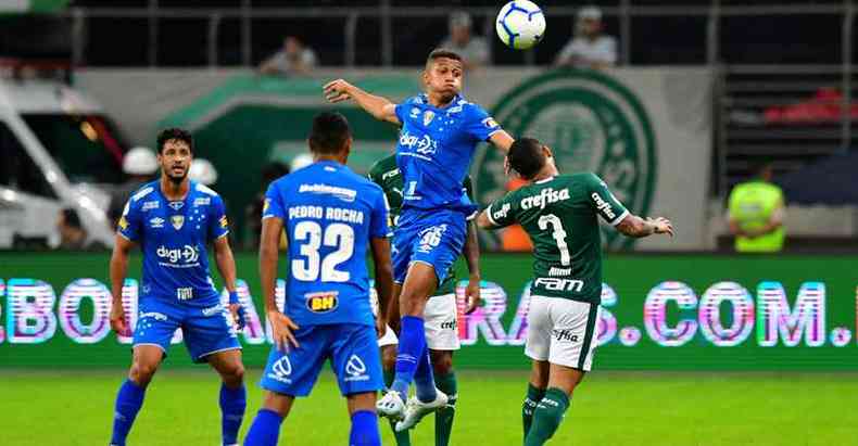 O tcnico Rogrio Ceni elogiou a postura do time do Cruzeiro contra o Palmeiras(foto: Eduardo Carmim/Agncia O Dia/Estado Contedo)
