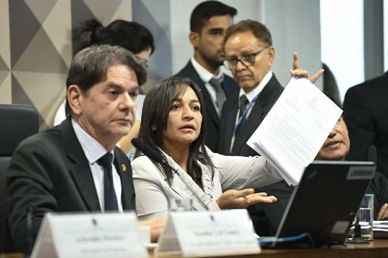 Parlamentares não entraram em acordo para convocar os próximos nomes e aprovar requerimentos(foto: Jefferson Rudy/Agência Senado) Sessão desta terça-feira (22/8) da CPMI teve que ser adiada por falta de consenso