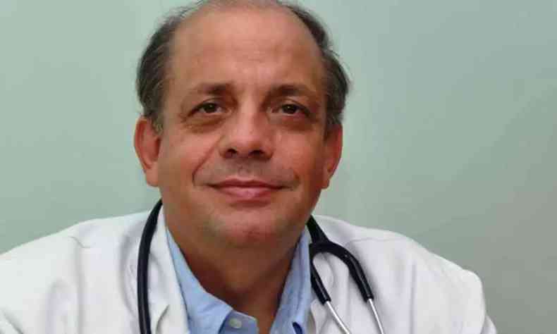 Dr. Carlos Starlingafirma que a oferta de UTIs em BH, embora preocupante, est sob controle(foto: Centro Mineiro de Medicina Hiperbrica)