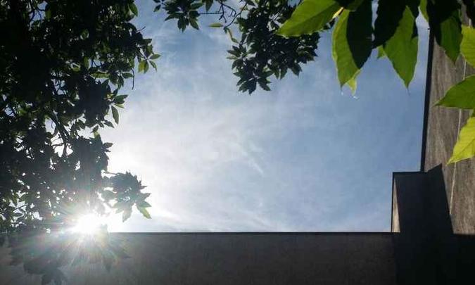 BH tem manhã com céu ensolarado a parcialmente nublado nesta terça-feira (foto: Paulo Filgueiras/ EM/ D.A Press ) BH tem manhã com céu ensolarado a parcialmente nublado nesta terça-feira (foto: Paulo Filgueiras/ EM/ D.A Press )
