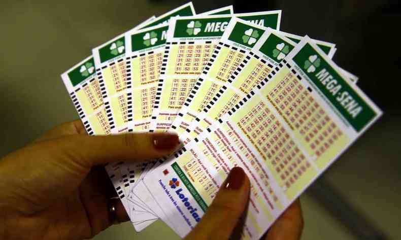 Somando as trs loterias, o valor chega a R$ 5,2 milhes(foto: Marcello Casal Jr/Agncia Brasil)