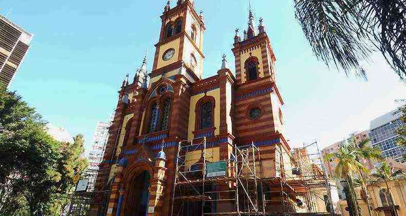 A Igreja de So Jos, no Centro de Belo Horizonte, foi projetada por Edgard Nascentes Coelho e inaugurada em 1904: reforma deve terminar em novembro(foto: Euler Junior/EM/D.A Press)