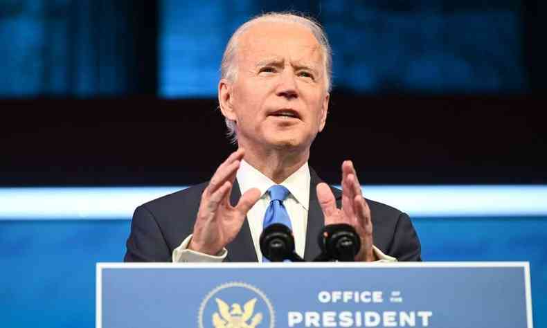 De acordo com Biden, agora  hora de 'tratar a aprendizagem presencial como o servio essencial que ' (foto: AFP)