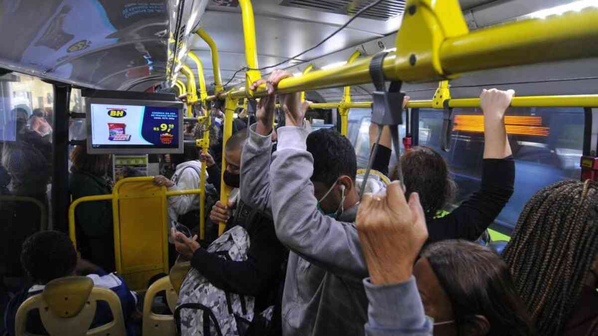 Rotas de ônibus em São Paulo e Belo Horizonte já funcionam no