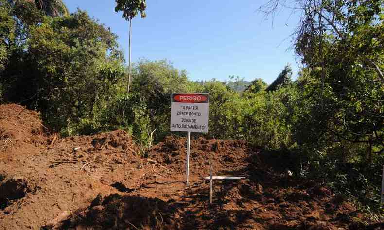 Zona de auto salvamento em Baro de Cocais(foto: Alexandre Guzanshe/EM/DA Press)