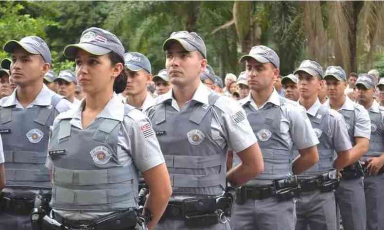 policiais militares