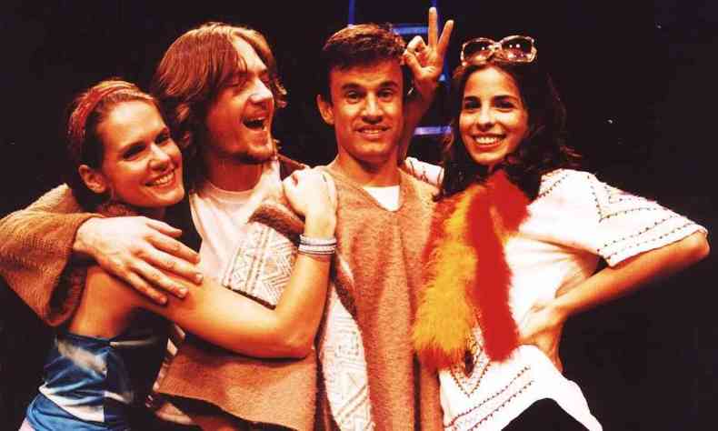  Marcia Brasil, Andr Frateschi, Claudio Fontana e Maria Ribeiro, atores da pea 'Feliz ano velho', que estreou em 2001
