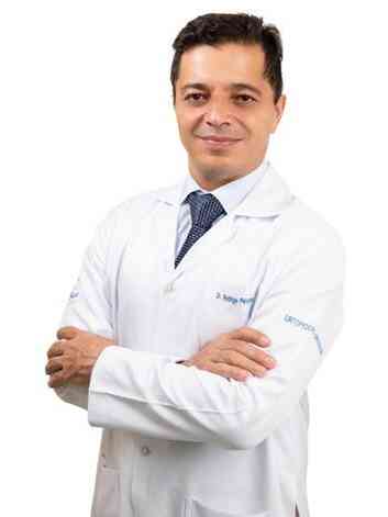  ortopedista oncolgico do Hospital Vila da Serra, Rodrigo Gandra.