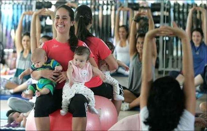 Gr�vida de seis meses, Daniela Rico pratica exerc�cios para proteger o filho e fortalecer a musculatura (foto: (Carlos Silva/Esp.CB/D.A Press 2013))