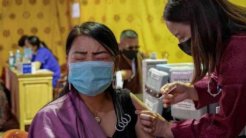 Mais de 3,5 mil agentes de vacinao foram destacados para imunizar uma populao de 800 mil(foto: Getty Images)