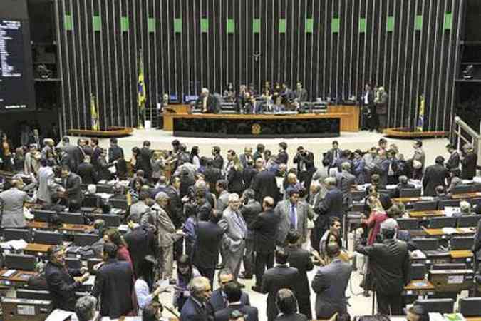Dvidas sobre emendas geram atrito entre deputados e o Planalto(foto: Luiz Macedo/Agncia Cmara)