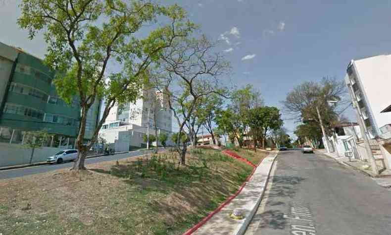 Crime aconteceu na Rua Senador Firmino(foto: Reproduo Google Street View)