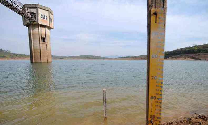 A represa Rio Manso, a maior do sistema, teve alta de 0,4 pontos percentuais em seu volume(foto: Leandro Couri/EM/D.A.Press)
