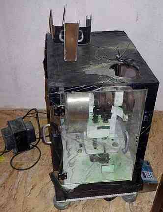 Mquina usada pelo grupo para produzir a droga(foto: Polcia Federal /Divulgao)