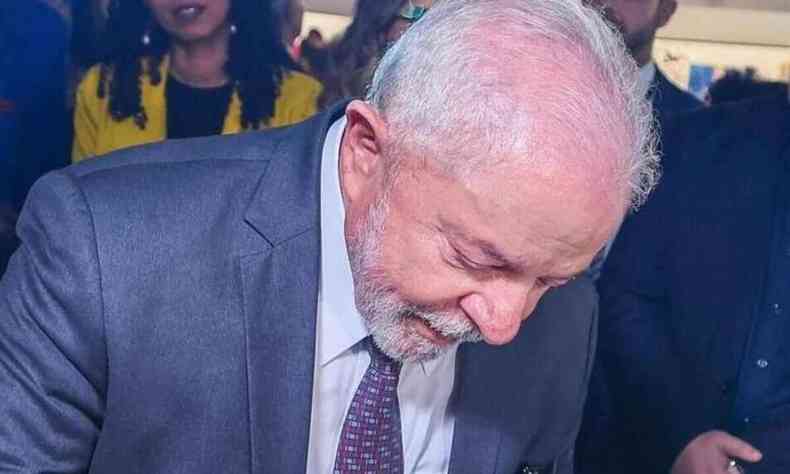 Lula assina decreto que recria Pr-Catador e aprimora atividade de reciclagem