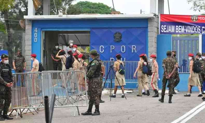 Colgio Militar de Belo Horizonte chegou a receber alunos em 21 de setembro(foto: Gladyston Rodrigues/EM/D.A. Press)