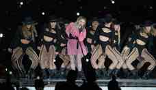 Madonna retorna aos palcos com turn que celebra 40 anos de carreira