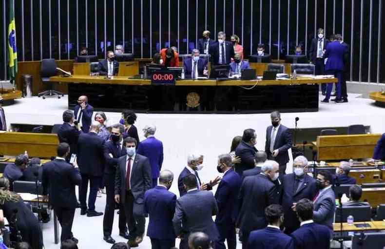 Texto-base da PEC eleitoral, sem o 'distrito', foi aprovado em primeiro turno, mas precisa passar pelo segundo turno para ir ao Senado Federal(foto: Cleia Viana/Cmara dos Deputados)