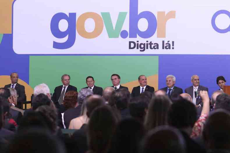 Em agosto, o governo federal lanou o Projeto Ptria Digital (foto: Valter Campanato/Agncia Brasil)