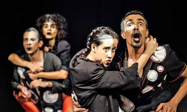 Peça KA KA KA KA KA, do curso de teatro da PUC-MG: alunos gravam cenas em casa e interagem com professores nas plataformas digitais(foto: Catarina Paulino/DivulgaÇÃO) Peça KA KA KA KA KA, do curso de teatro da PUC-MG: alunos gravam cenas em casa e interagem com professores nas plataformas digitais(foto: Catarina Paulino/DivulgaÇÃO)