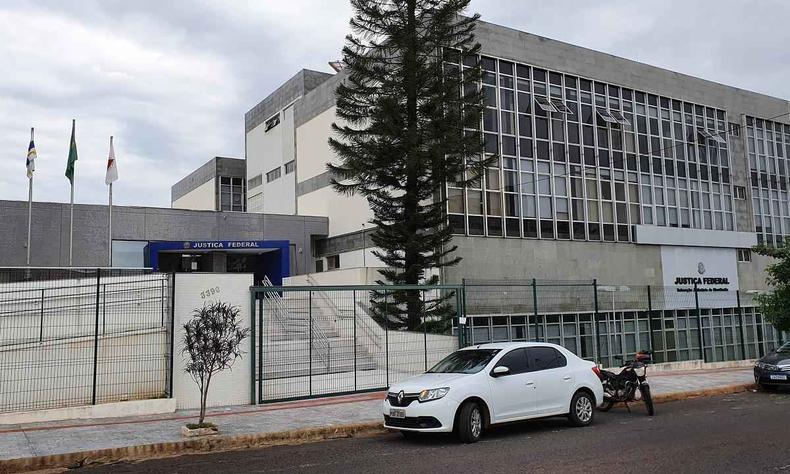 Decisão é da Justiça Federal em Uberlândia(foto: Vinícius Lemos/Esp. para o EM) Fachada da Justiça Federal em Uberlândia
