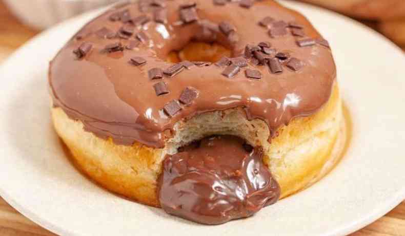 American Day Donuts & Cookies, loja colorida e divertida, Donut chocolatudo