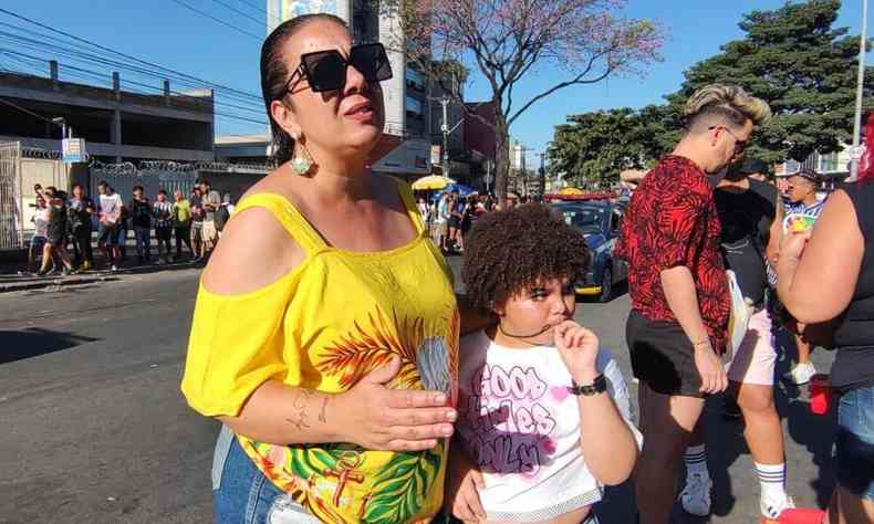 Renata Rezende, 45 anos, com a filha Gabriela Rezende, 7 anos
