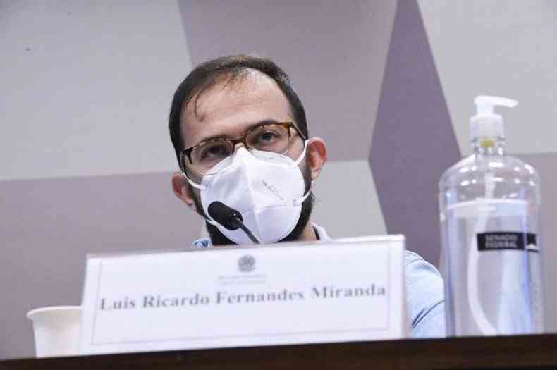 Lus Ricardo Miranda durante sesso na CPI