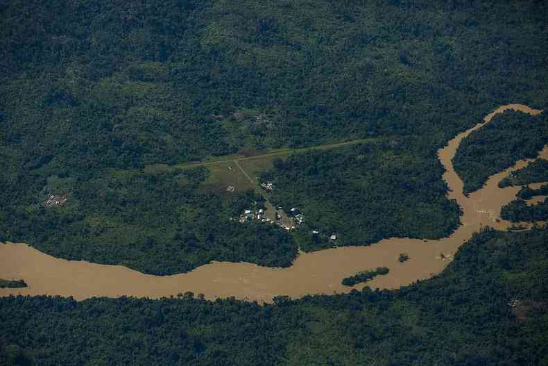 Vista area de trecho da Terra Indgena Yanomami 