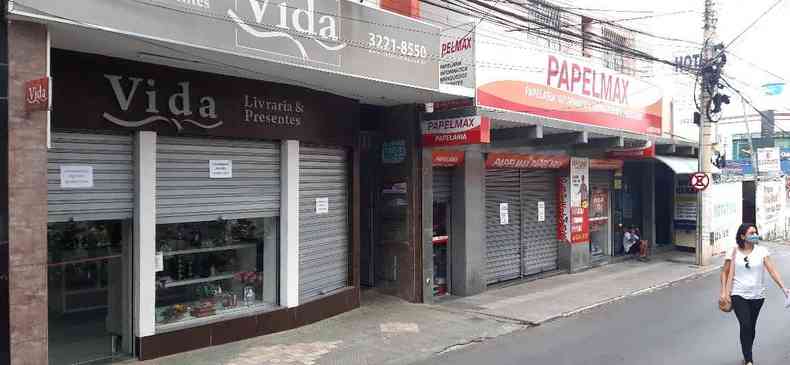 Com lojas fechadas, comerciantes de Montes Claros recorrem s vendas pelo WhatsApp(foto: Luiz Ribeiro/DA Press)