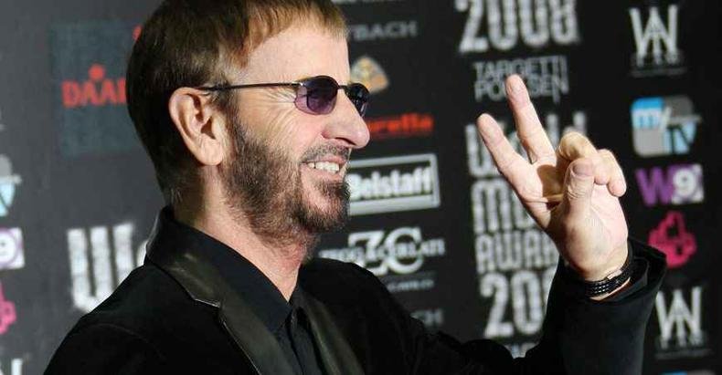 H� oito anos, o baterista Ringo Star se recusou a apertar a m�o do rep�rter por precau��o em rela��o a poss�vel cont�gio(foto: Frederic J. Brown/AFP)