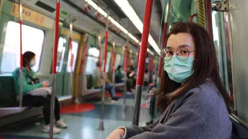 Milhes de brasileiros so obrigados a usar o transporte publico durante a pandemia(foto: Getty Images)