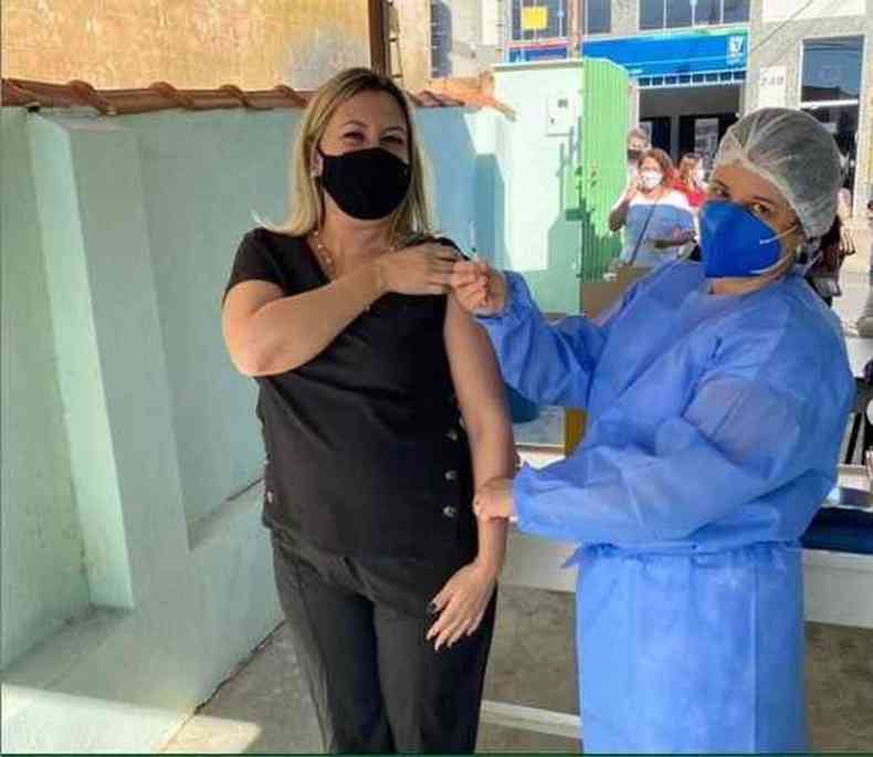Quase 50% da populao de Itana, cidade do Centro Oeste de Minas, j foi vacinada contra Covid-19 com pelo menos uma dose(foto: Prefeitura de Itana / Divulgao)