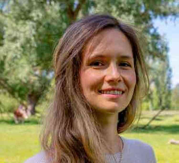 Olivia Remes, autora