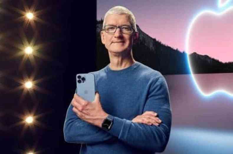 Tim Cook, CEO da Apple, apresentou o IpPhone 13 e prometeu que o celular tem o chip mais potente do mercado