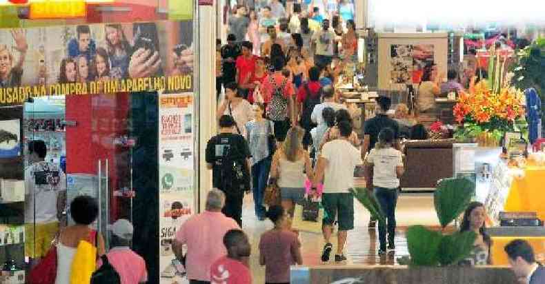 Movimento em shopping de BH antes da pandemia(foto: Gladyston Rodrigues/EM/D.A Press - 23/12/16)