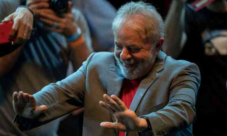 Como Lula tem domiclio eleitoral em So Paulo, as certides criminais apresentadas ao TSE no incluem a condenao do juiz federal Srgio Moro em Curitiba(foto: Mauro Pimentel/Divulgao)