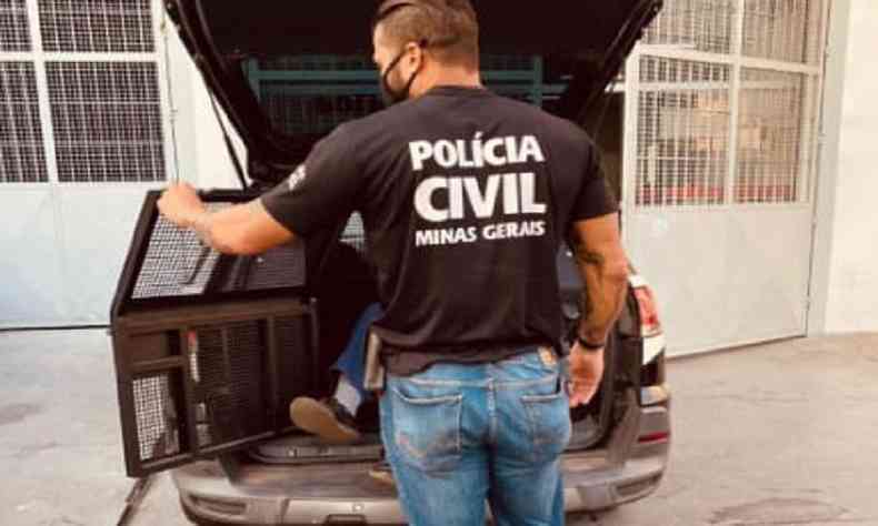 Abusadores sexuais foram levados para a Delegacia Especializada de Proteo  Criana e ao Adolescente e sero encaminhados para o sistema prisional(foto: PCMG/Divulgao)